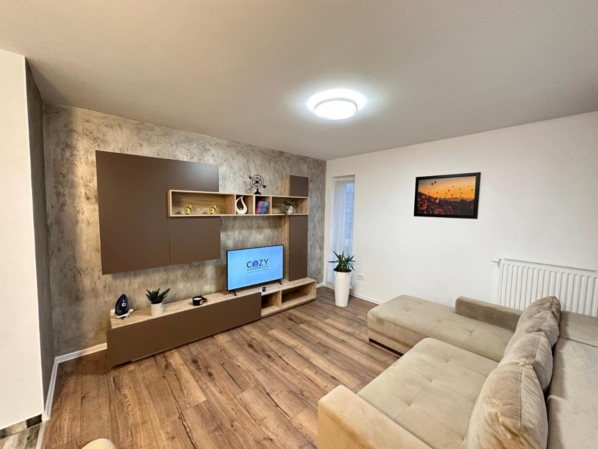 Deluxe Cozy Apartments - Coresi Mall #Brașov Exterior foto